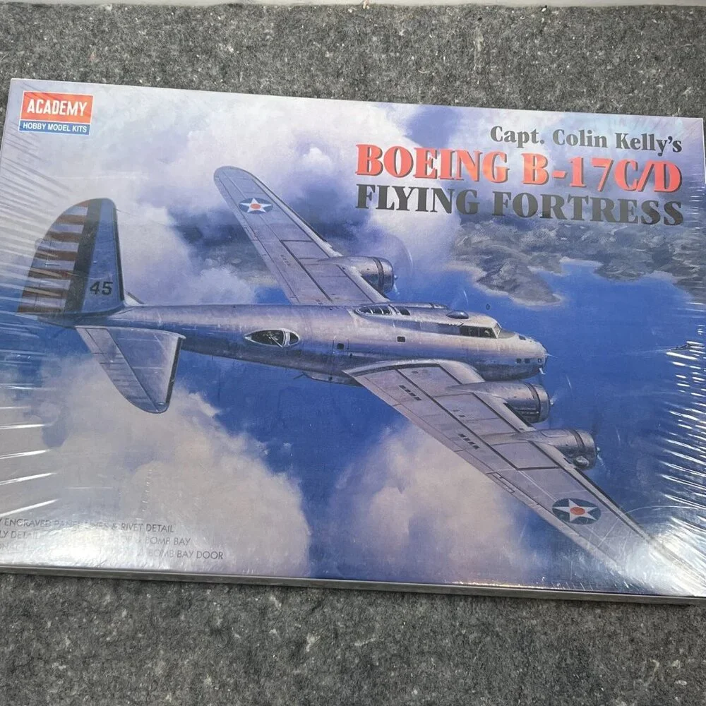 NEW Academy 1/72 Captain Colin Kelly’s Boeing B-17C/D Flying Fortress Model Kit - Picture 8 of 8